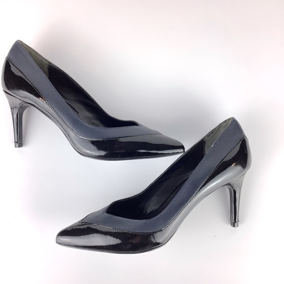 REISS TWO TONES BLACK PATENT AND NAVY PUMPS - Picture 2 of 11
